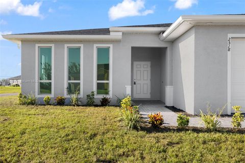 2518 NW 10TH TER Cape Coral FL 33993
