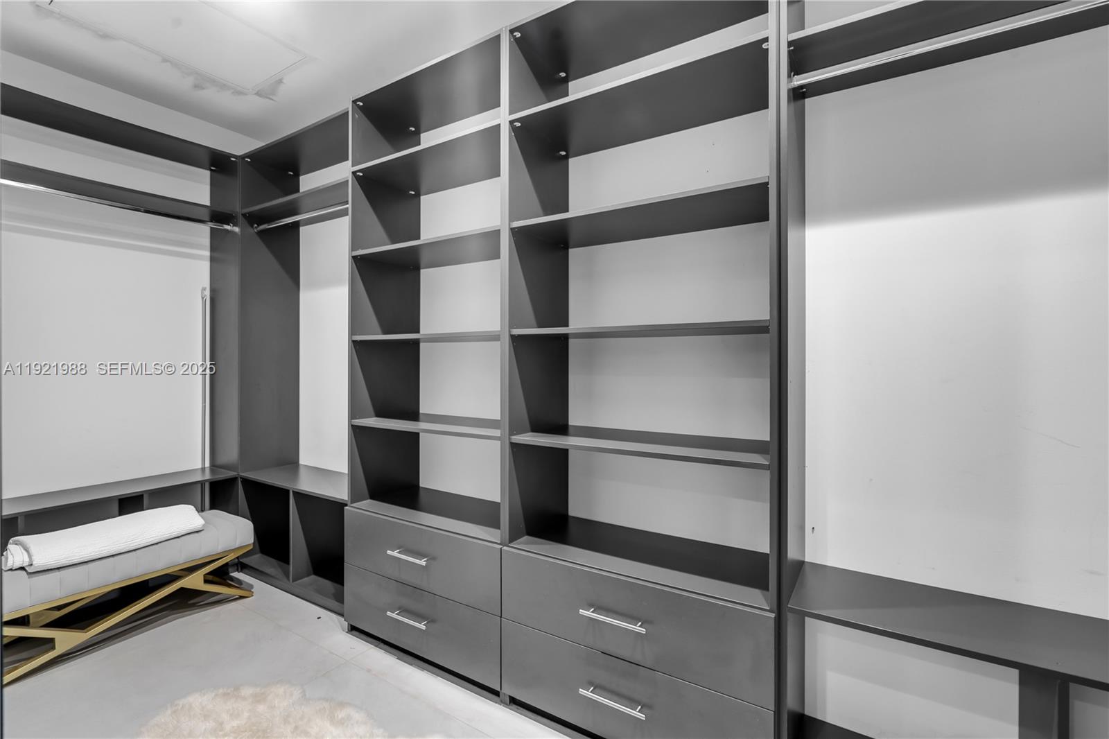 BUCCANEER PT (LARGO SOUND - Residential