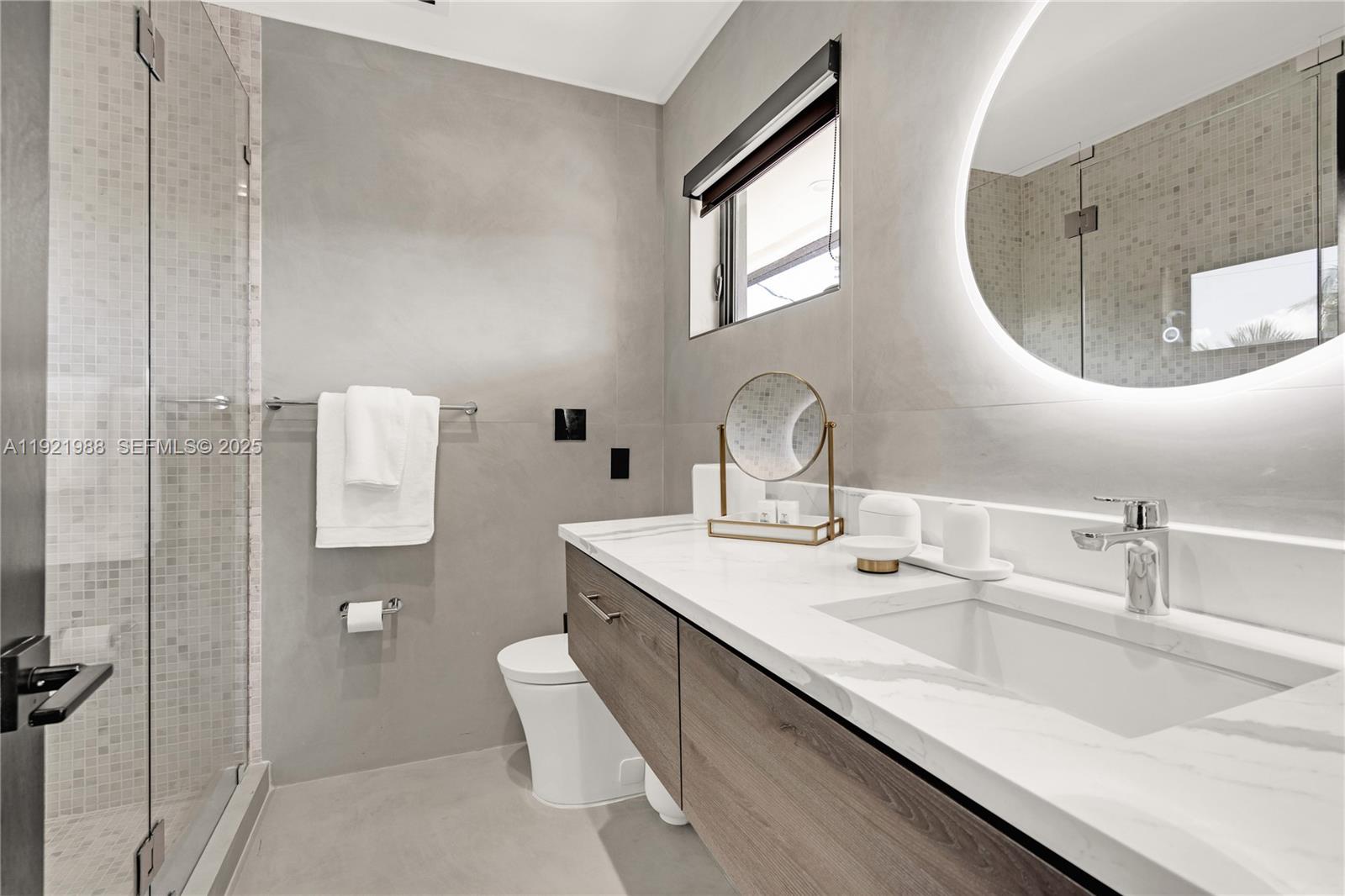 BUCCANEER PT (LARGO SOUND - Residential