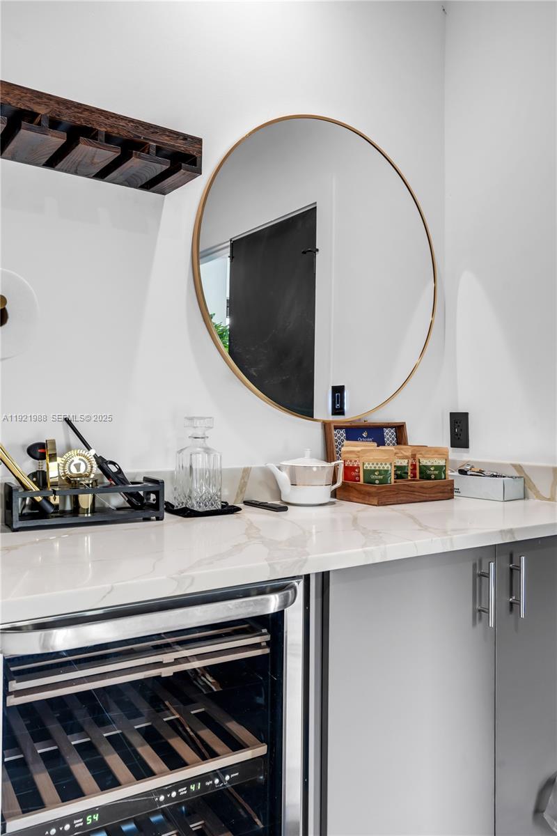 BUCCANEER PT (LARGO SOUND - Residential