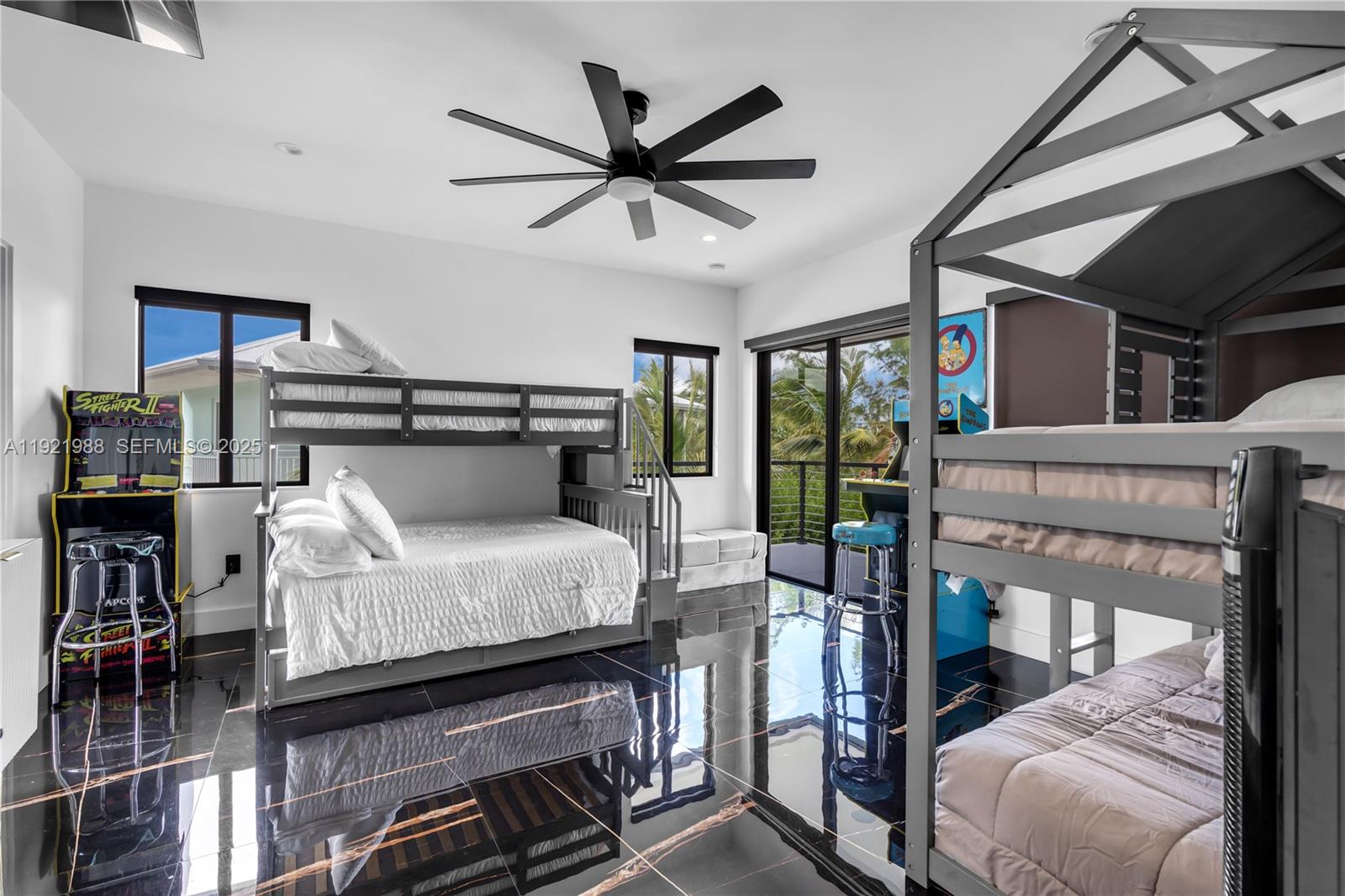 BUCCANEER PT (LARGO SOUND - Residential