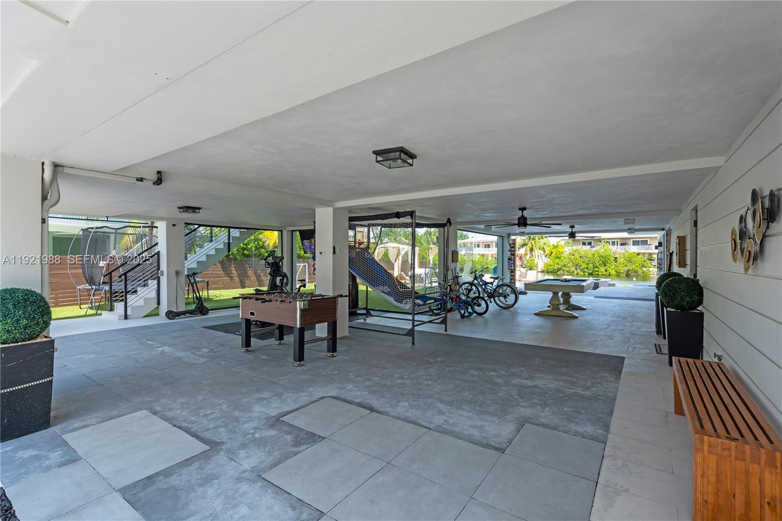 BUCCANEER PT (LARGO SOUND - Residential