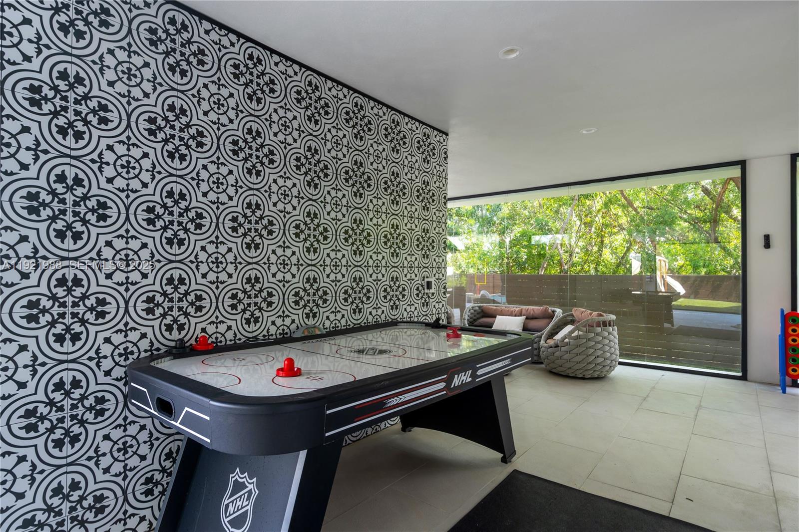 BUCCANEER PT (LARGO SOUND - Residential