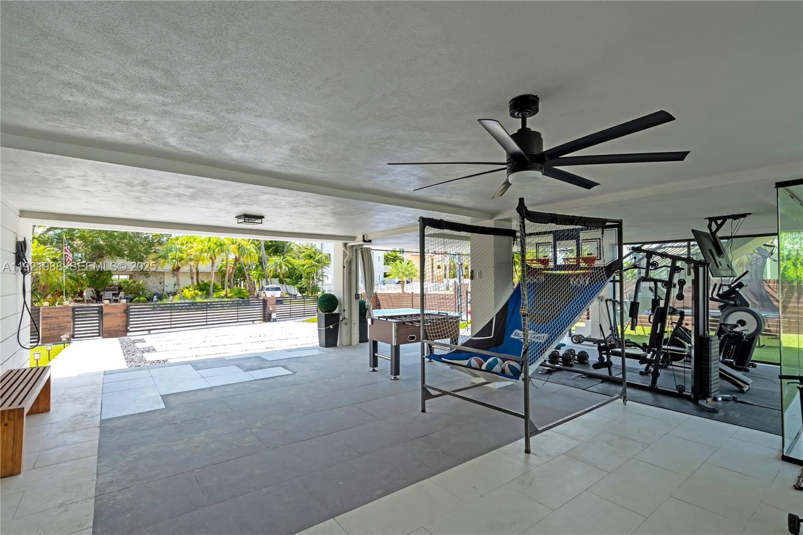 BUCCANEER PT (LARGO SOUND - Residential