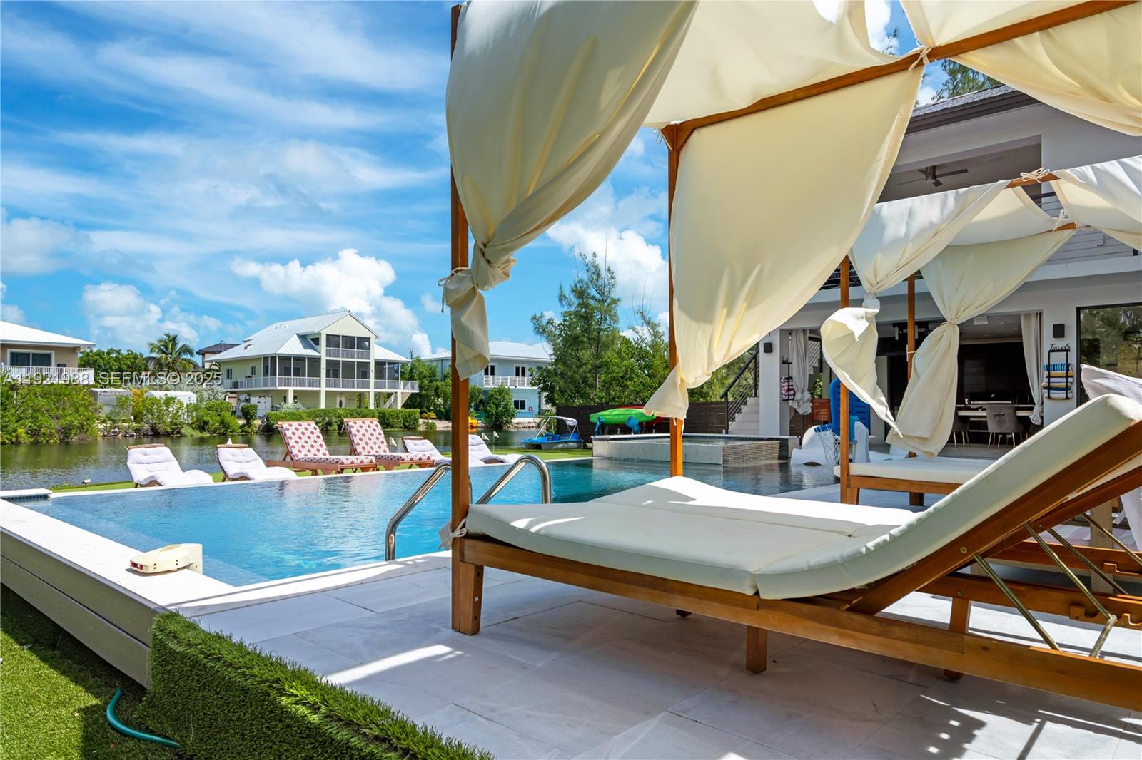 BUCCANEER PT (LARGO SOUND - Residential