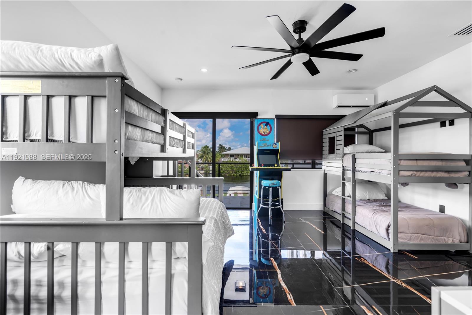 BUCCANEER PT (LARGO SOUND - Residential