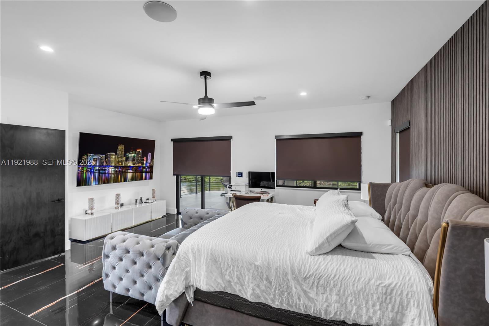 BUCCANEER PT (LARGO SOUND - Residential