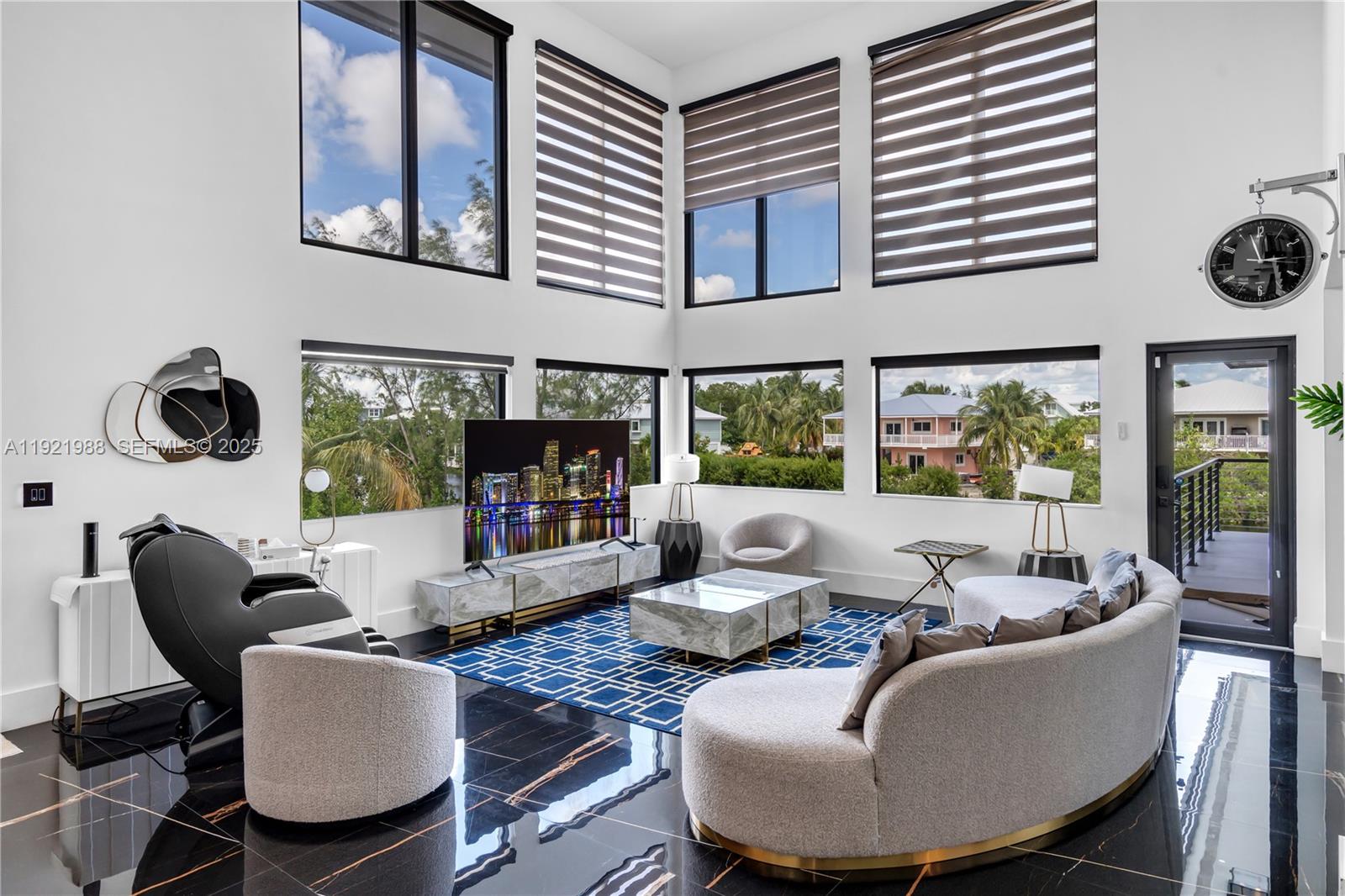 BUCCANEER PT (LARGO SOUND - Residential