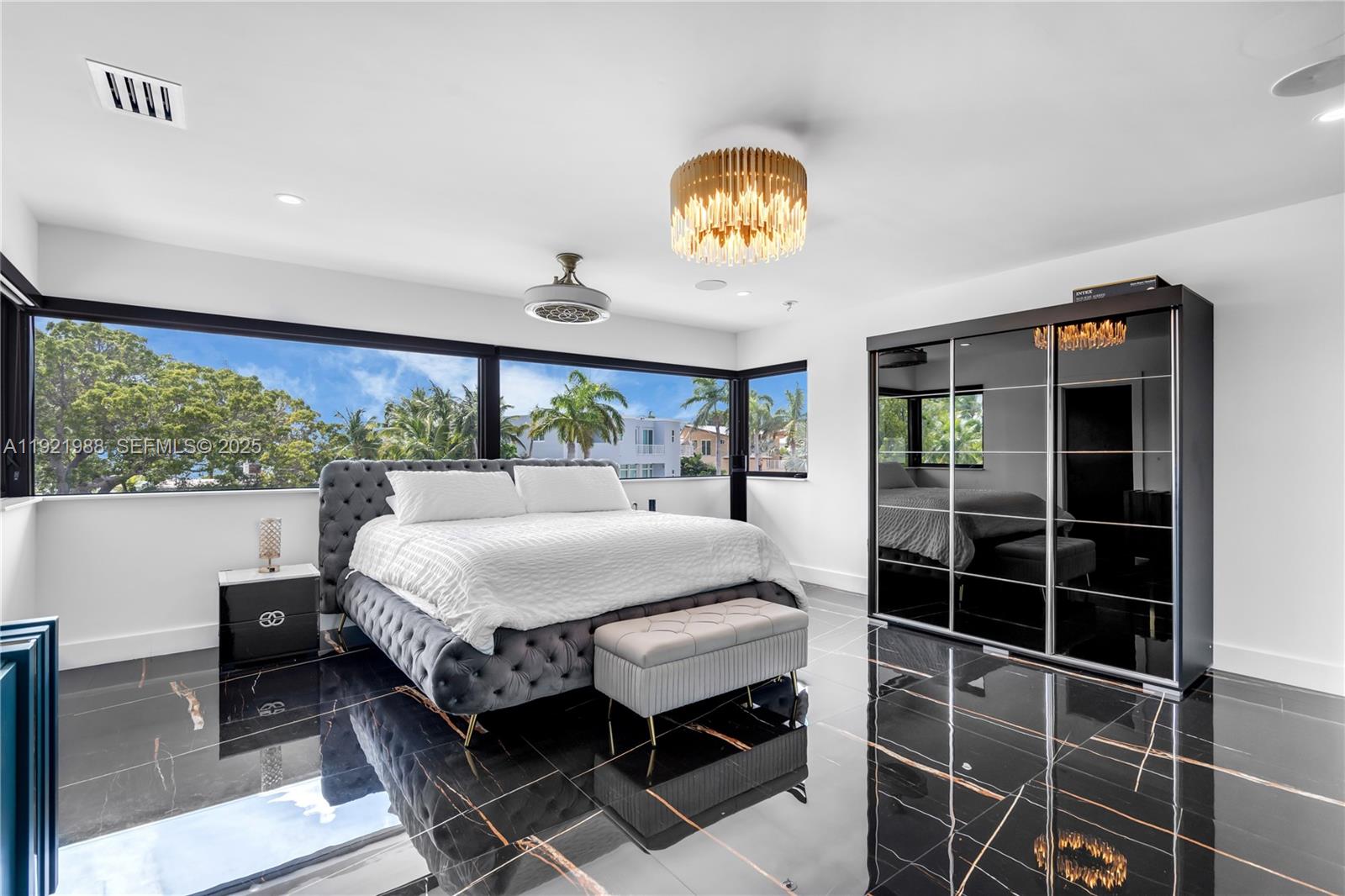 BUCCANEER PT (LARGO SOUND - Residential