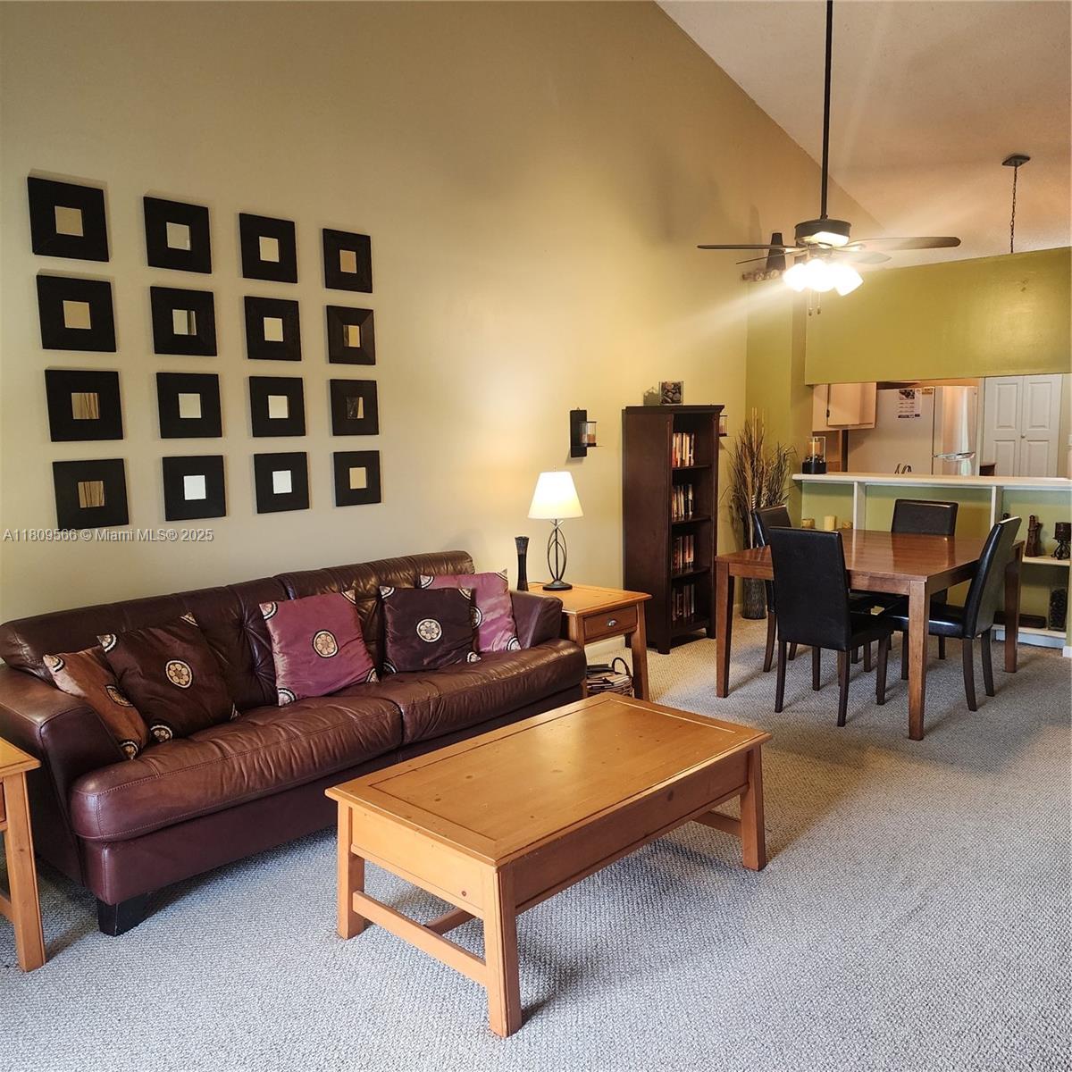 5542 Courtyard Dr 5542
