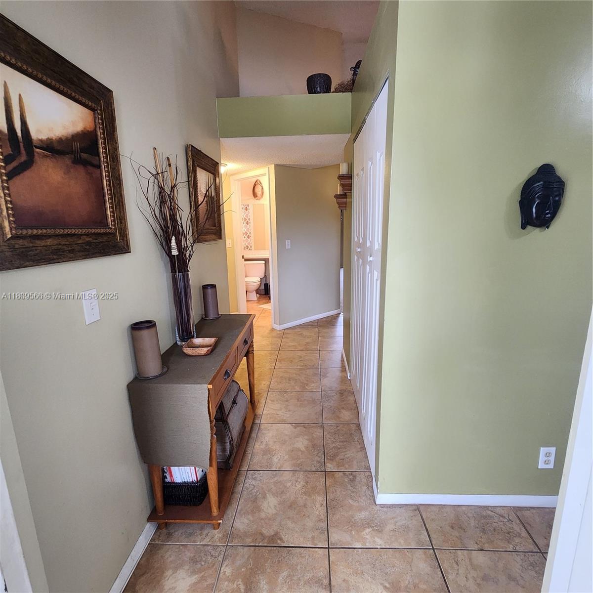 COURTYARD CONDOMINIUMS - Residential