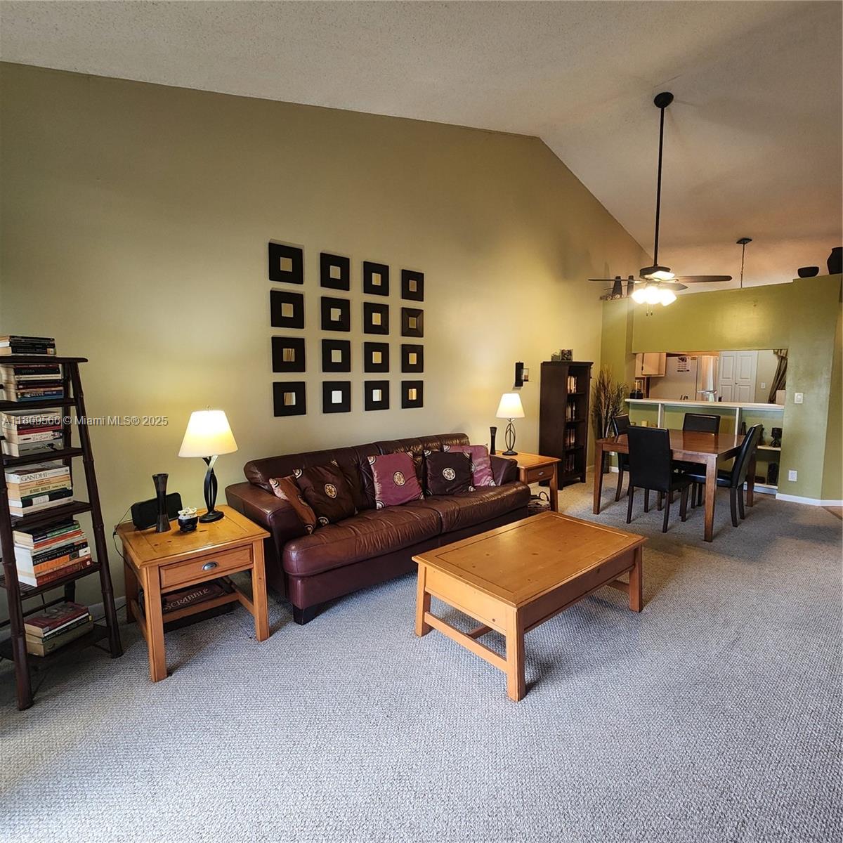5542 Courtyard Dr 5542