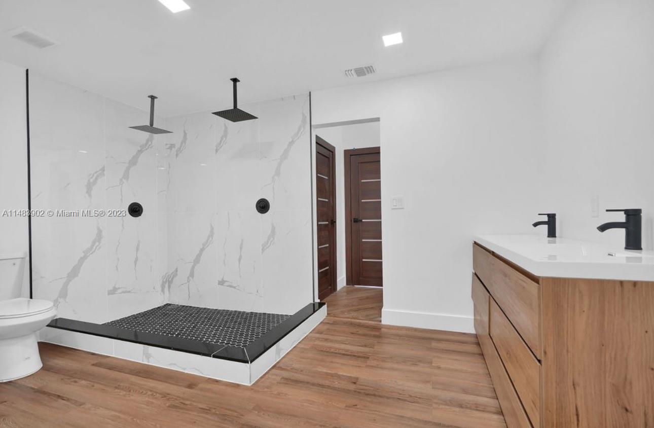 BISC SHORES HEIGHTS - Residential