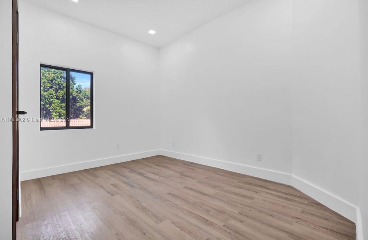 BISC SHORES HEIGHTS - Residential