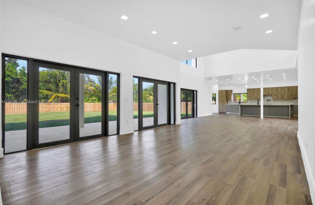 BISC SHORES HEIGHTS - Residential