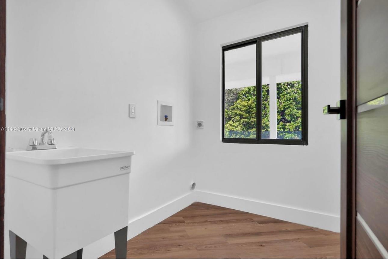 BISC SHORES HEIGHTS - Residential