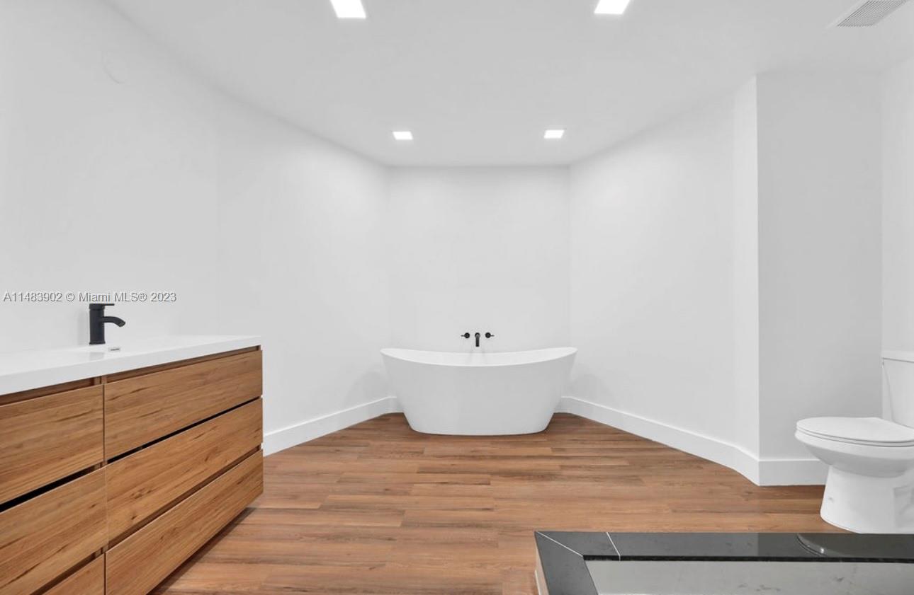 BISC SHORES HEIGHTS - Residential