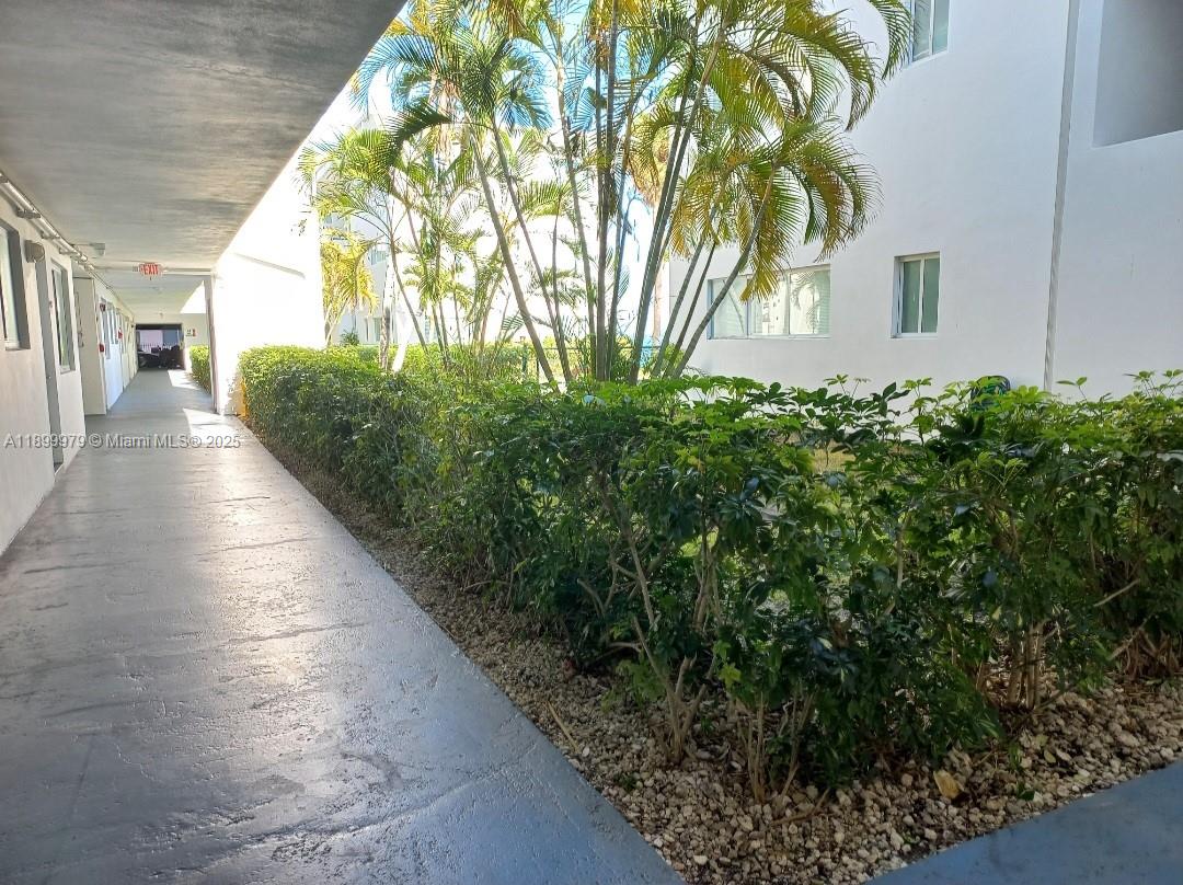 HARBOR ISLAND - Residential Lease