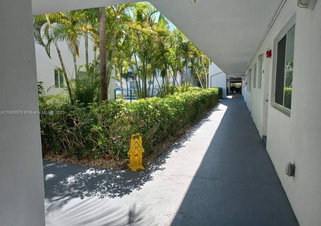 HARBOR ISLAND - Residential Lease