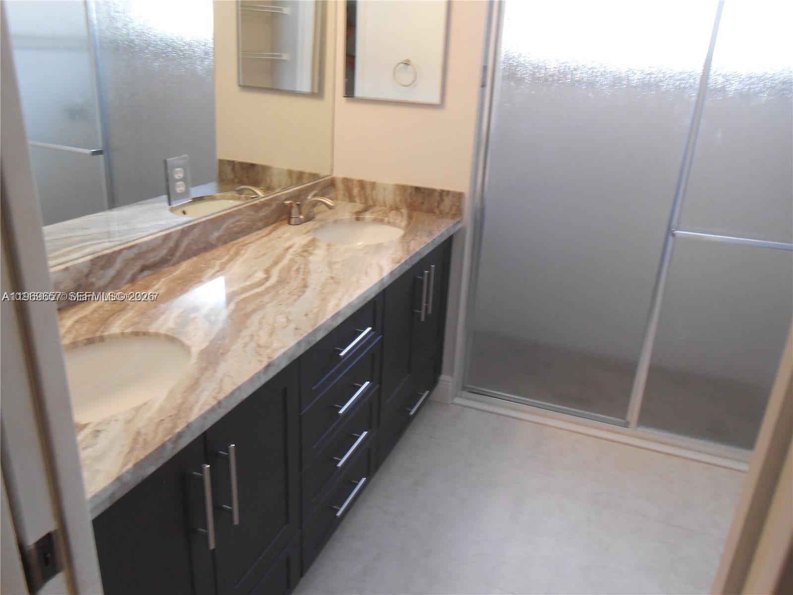 CHAPEL TRAIL II - Residential Lease