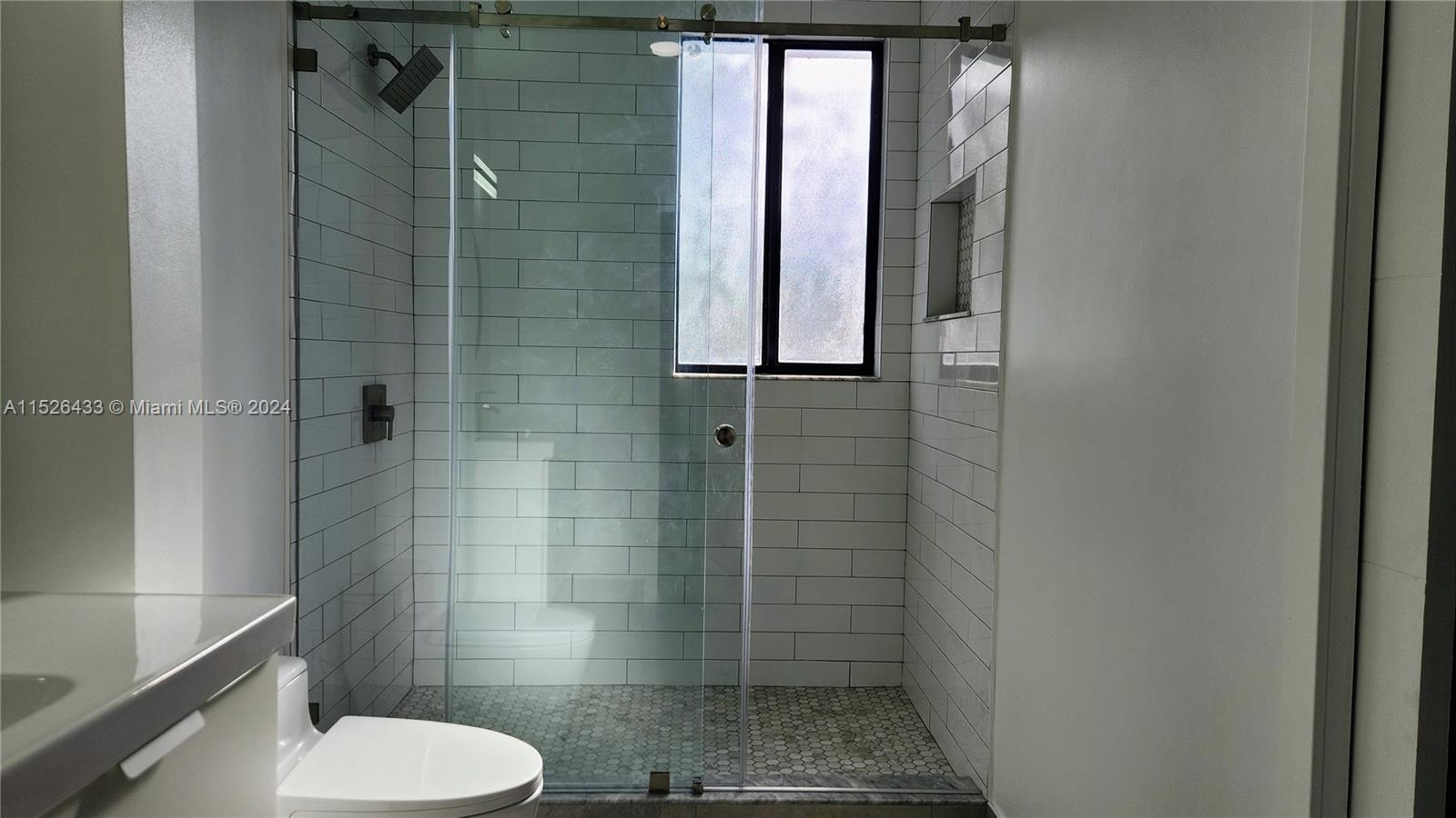 ROSEMOUNT - Residential Lease