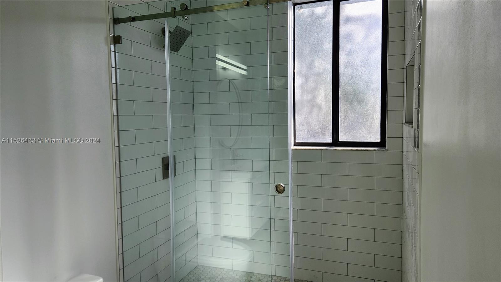 ROSEMOUNT - Residential Lease
