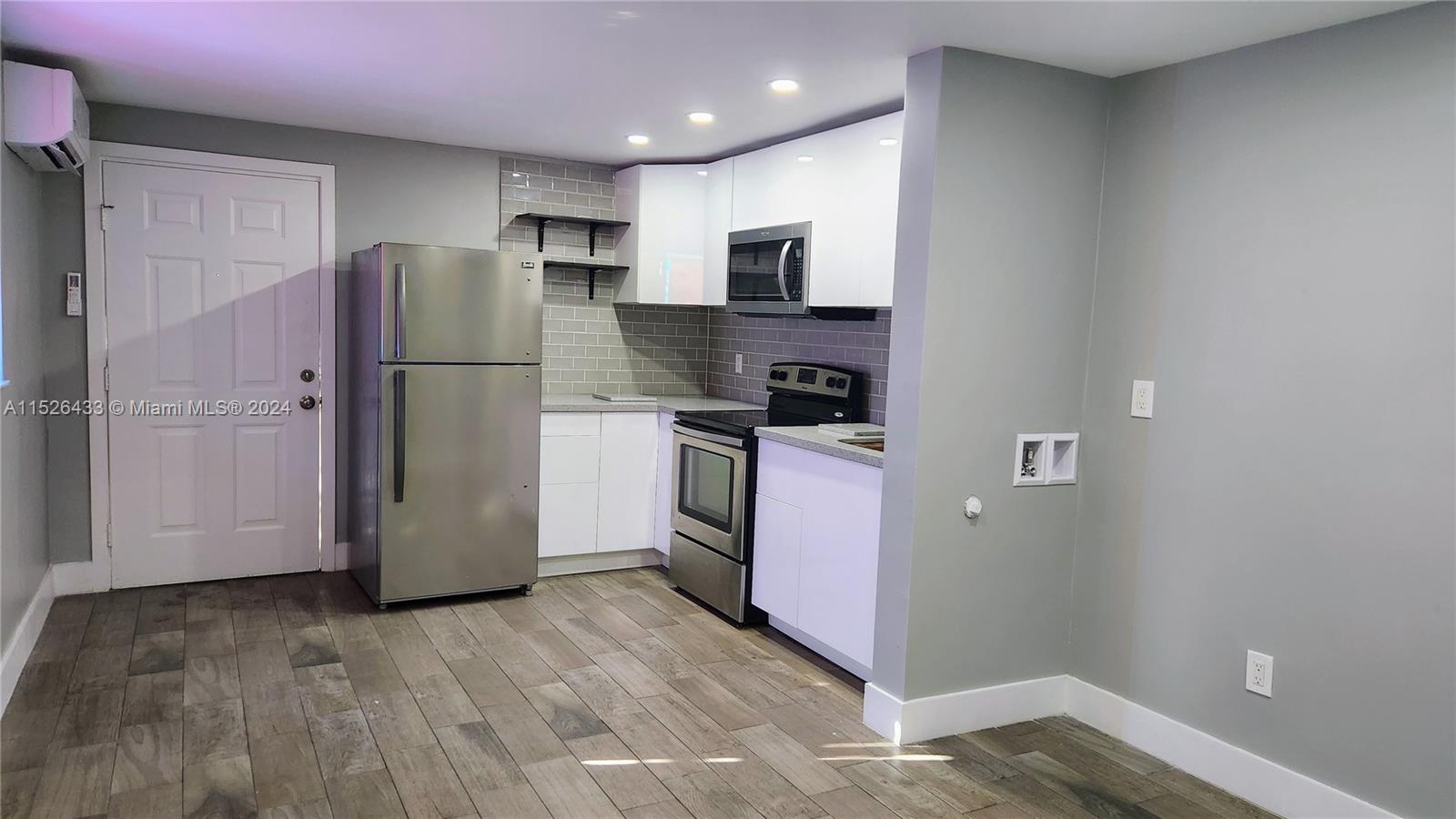 ROSEMOUNT - Residential Lease