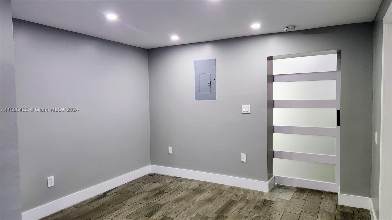 ROSEMOUNT - Residential Lease