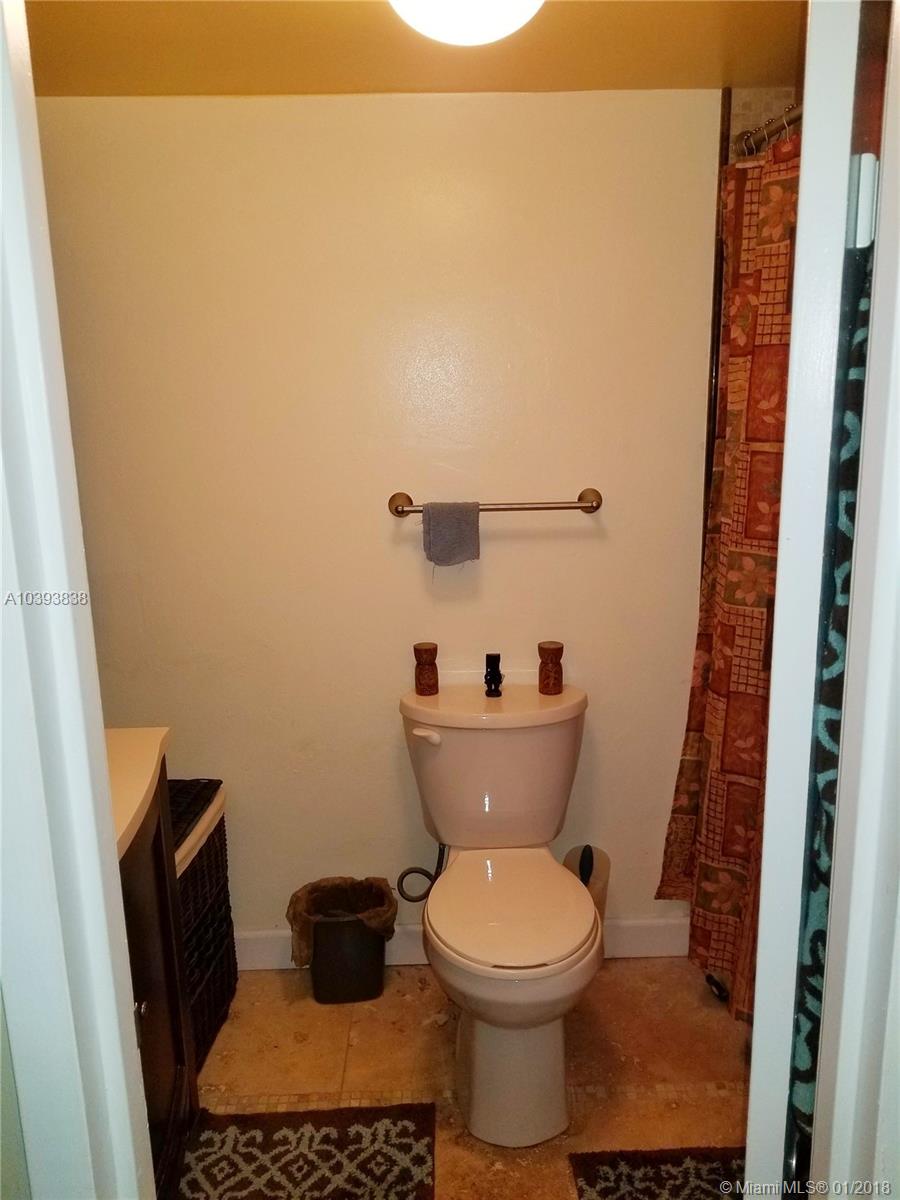 AVILA CONDO - Residential