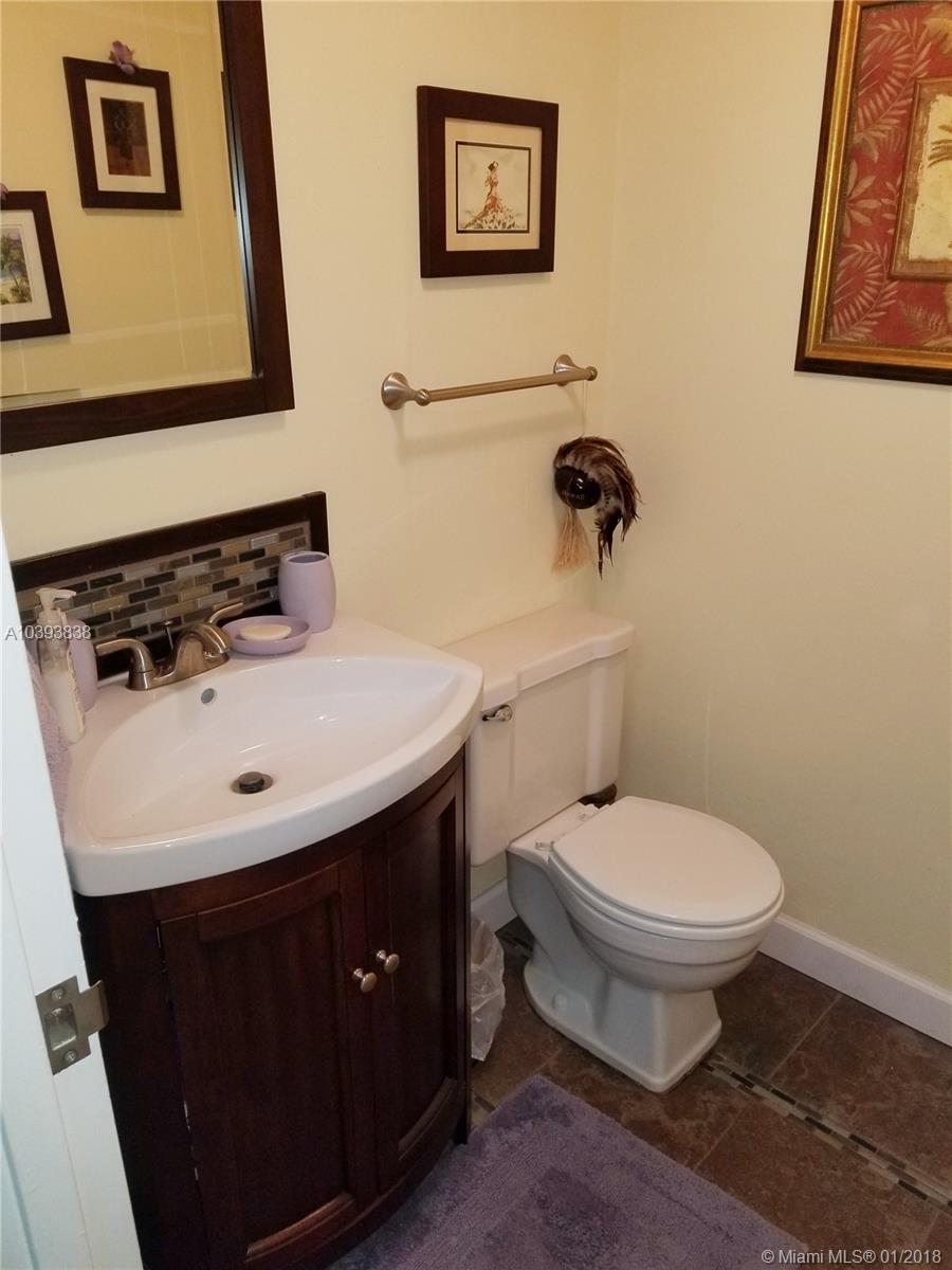 AVILA CONDO - Residential