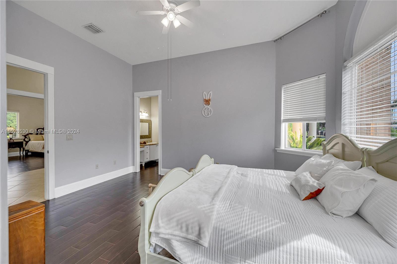 10901 SW 91st St, Miami, Florida, 33176, United States, 4 Bedrooms Bedrooms, ,4 BathroomsBathrooms,Residential,Active,10901 SW 91st St,1666847