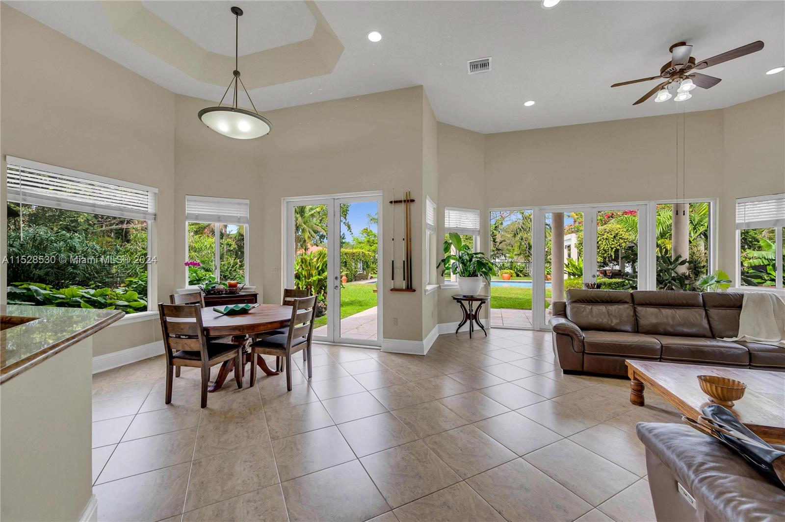 10901 SW 91st St, Miami, Florida, 33176, United States, 4 Bedrooms Bedrooms, ,4 BathroomsBathrooms,Residential,Active,10901 SW 91st St,1666847