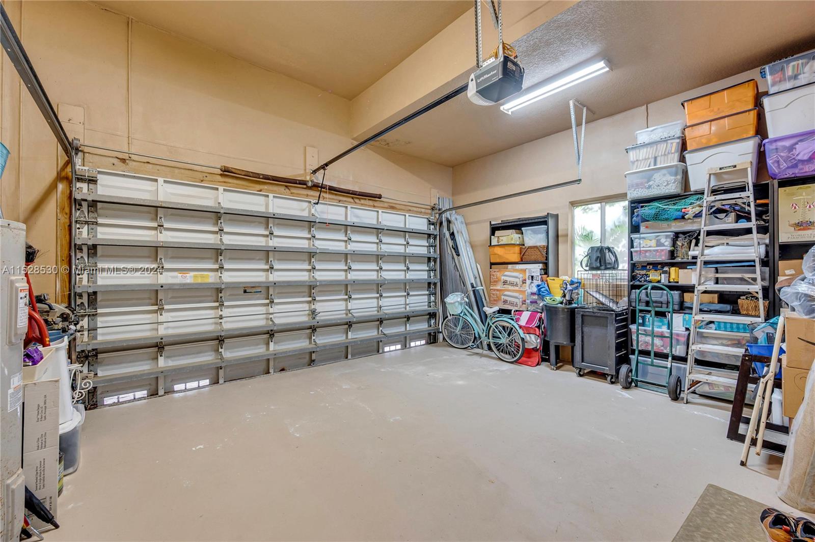 10901 SW 91st St, Miami, Florida, 33176, United States, 4 Bedrooms Bedrooms, ,4 BathroomsBathrooms,Residential,Active,10901 SW 91st St,1666847