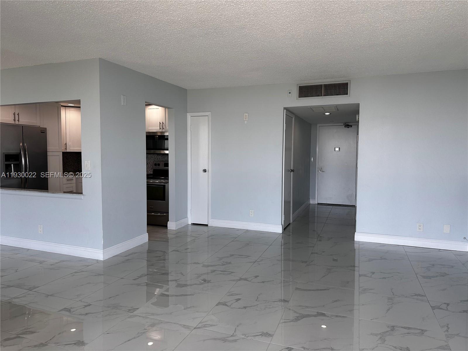 20335 W Country Club Dr 2601