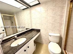 WINSTON TOWERS 100 CCONDO - Residential