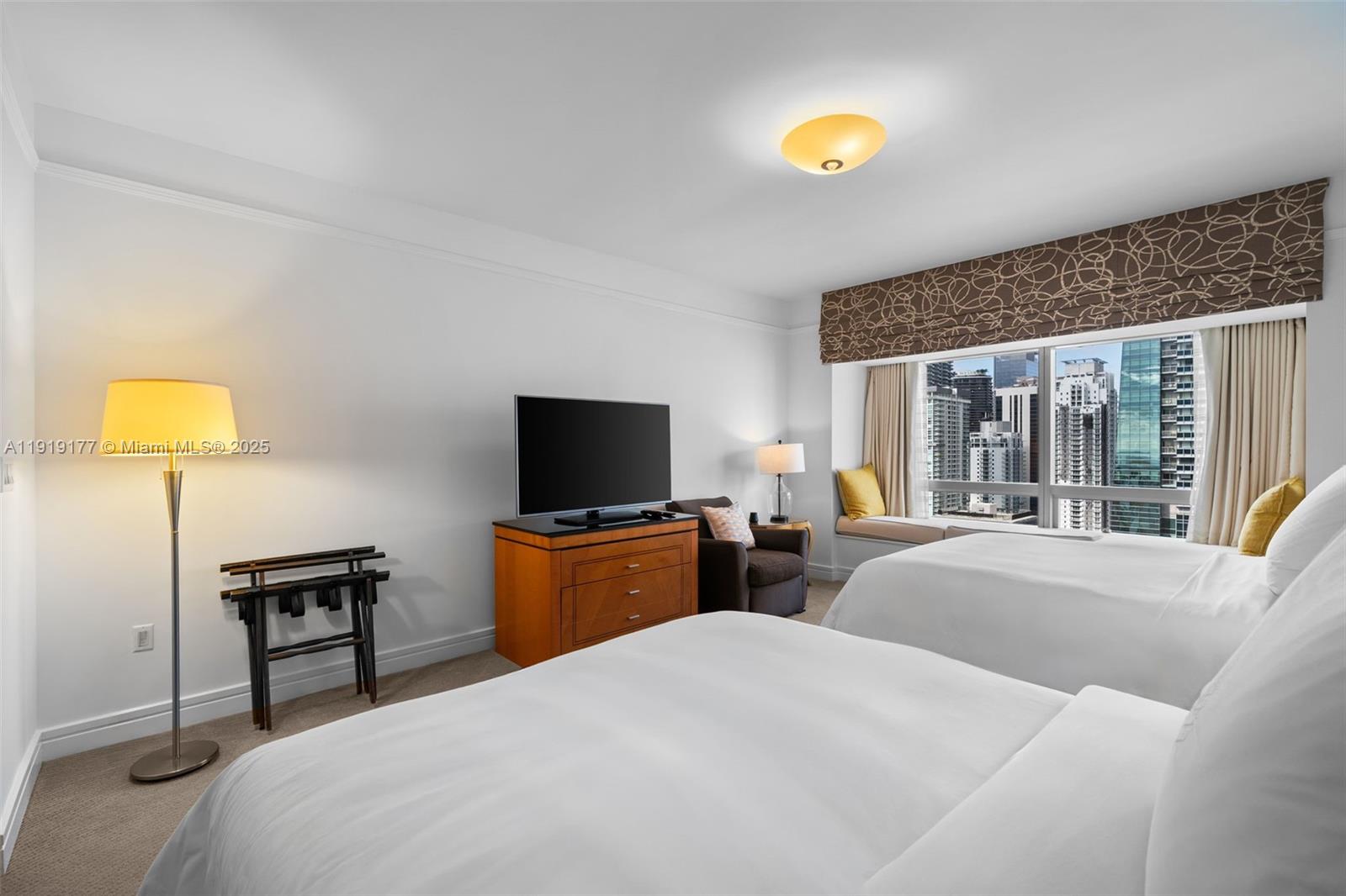 MILLENNIUM TOWER CONDOMIN - Residential