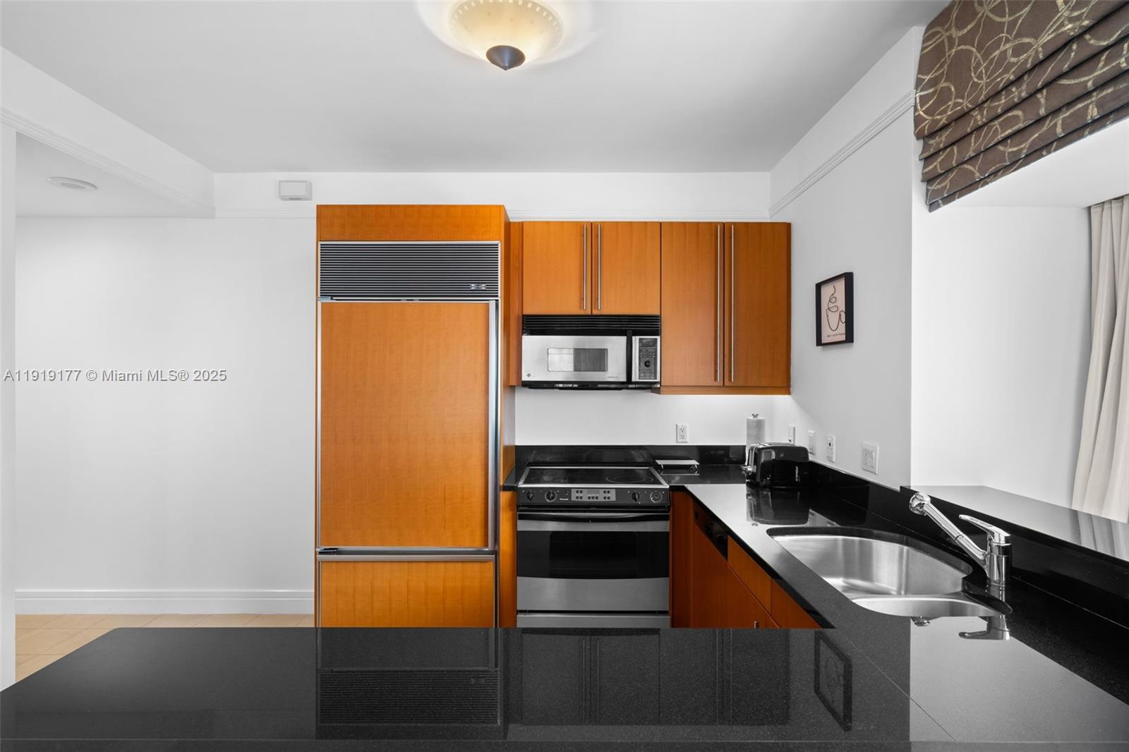 MILLENNIUM TOWER CONDOMIN - Residential