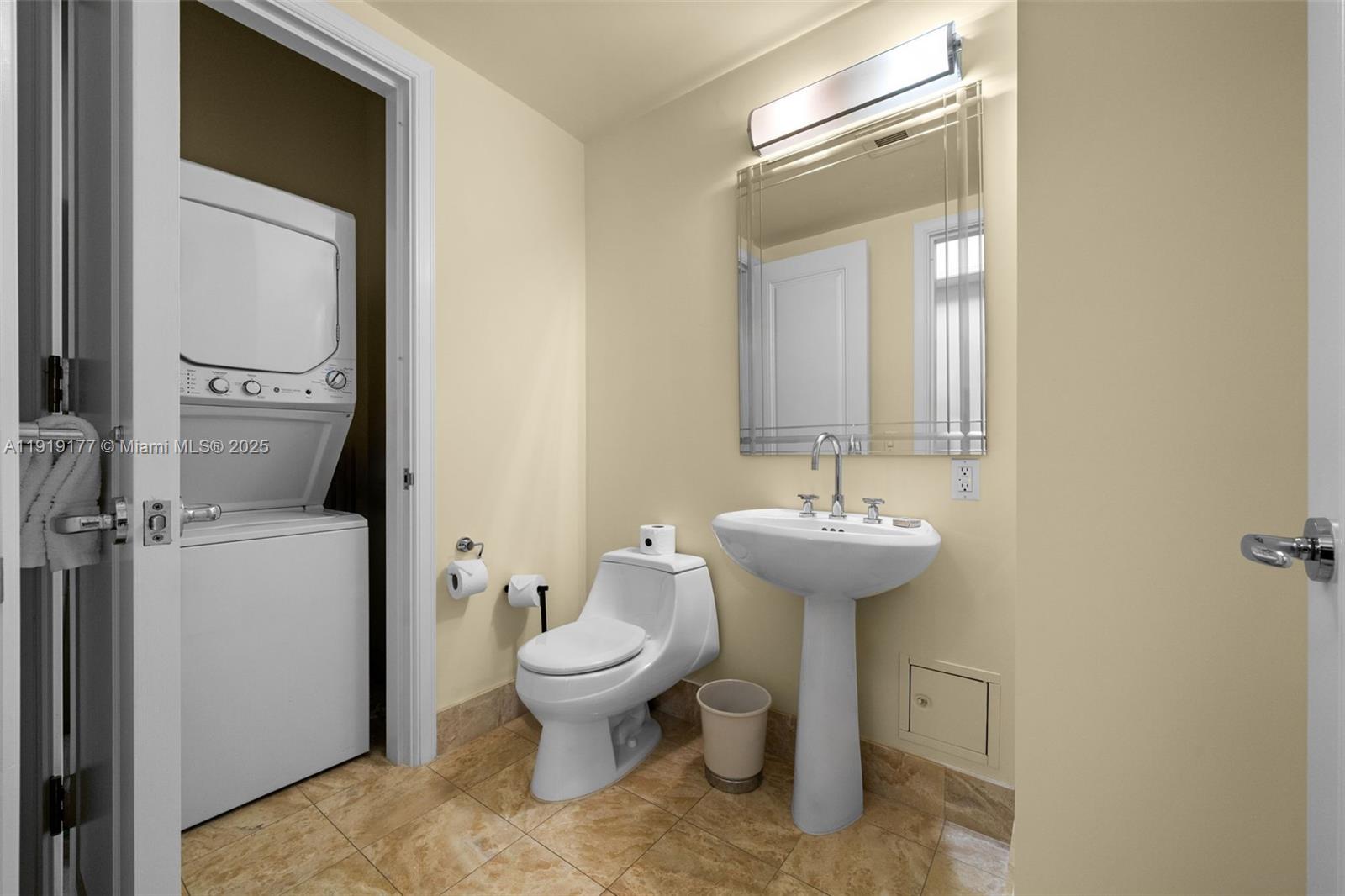 MILLENNIUM TOWER CONDOMIN - Residential