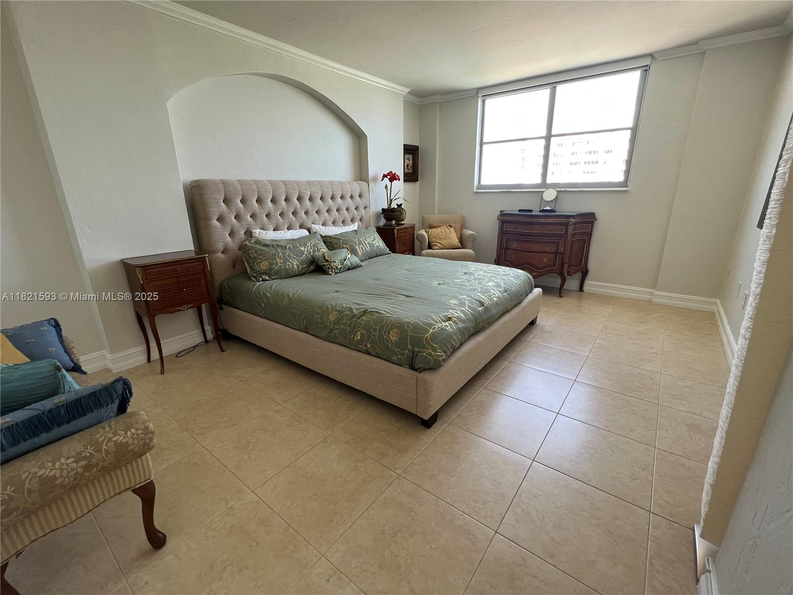 MANATEE CONDO - Residential