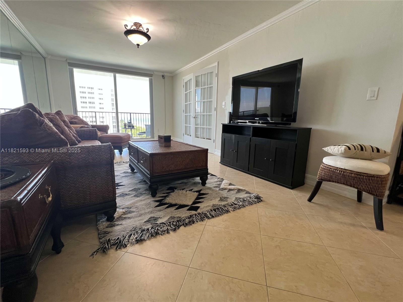 MANATEE CONDO - Residential