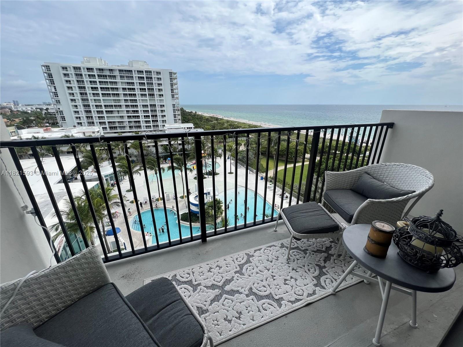 MANATEE CONDO - Residential