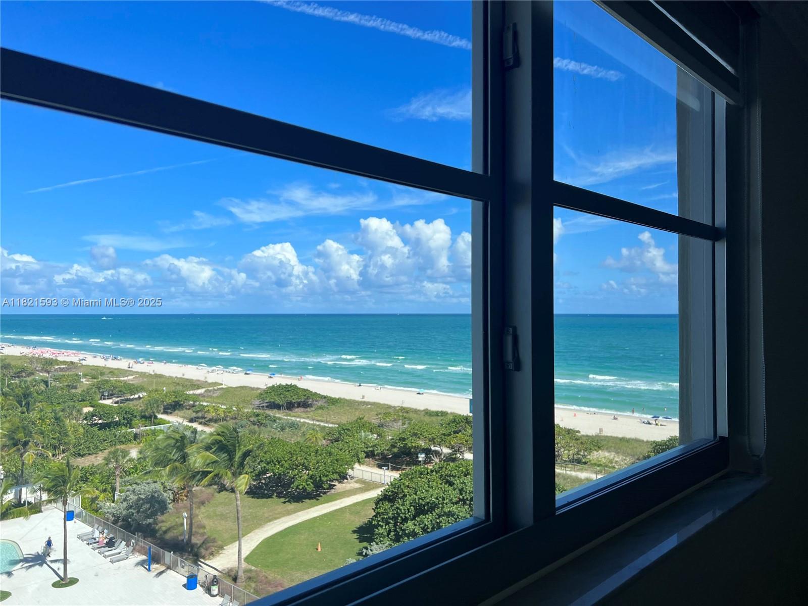 MANATEE CONDO - Residential