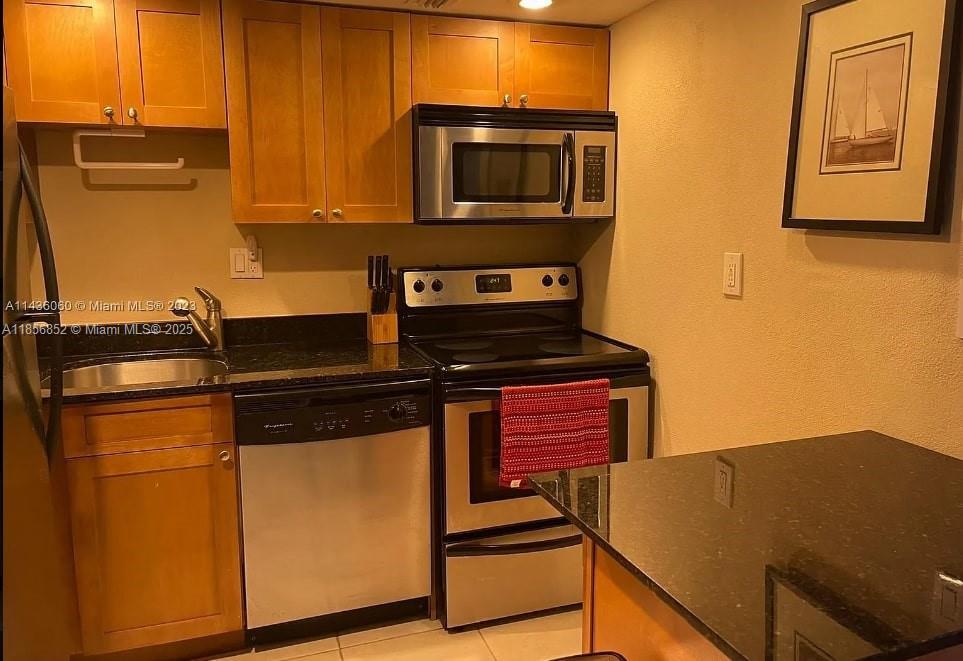 1830 Embassy Dr 118