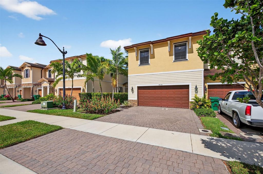 Photo of 4691 Brumby Ter, Davie, FL 33314 (MLS # A11771018)