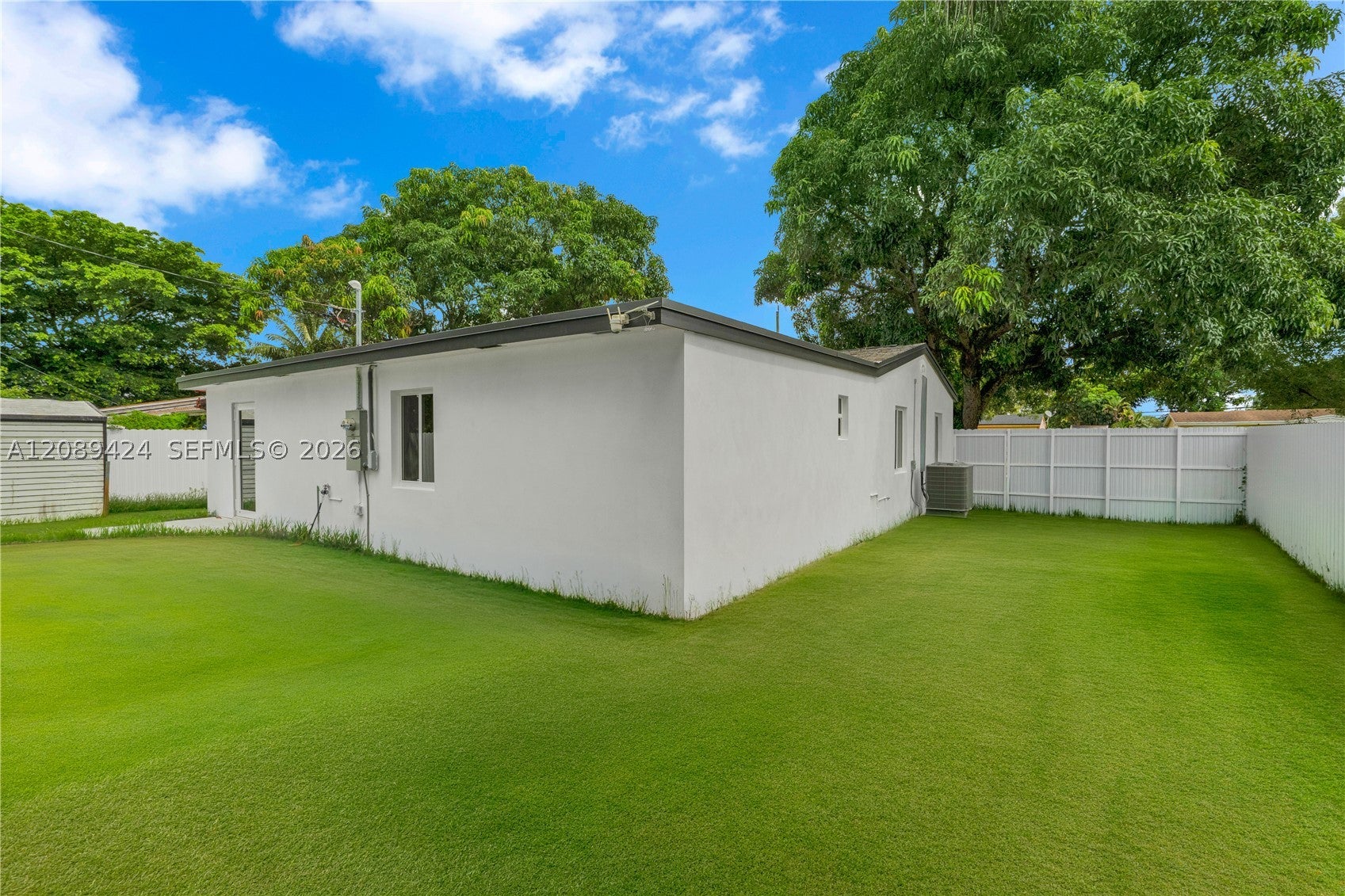 16400 NW 17th Ct