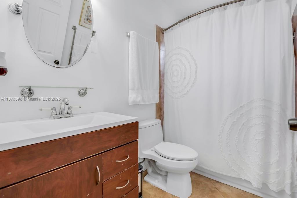 MEADOW WOOD MANOR SEC 8 - Residential