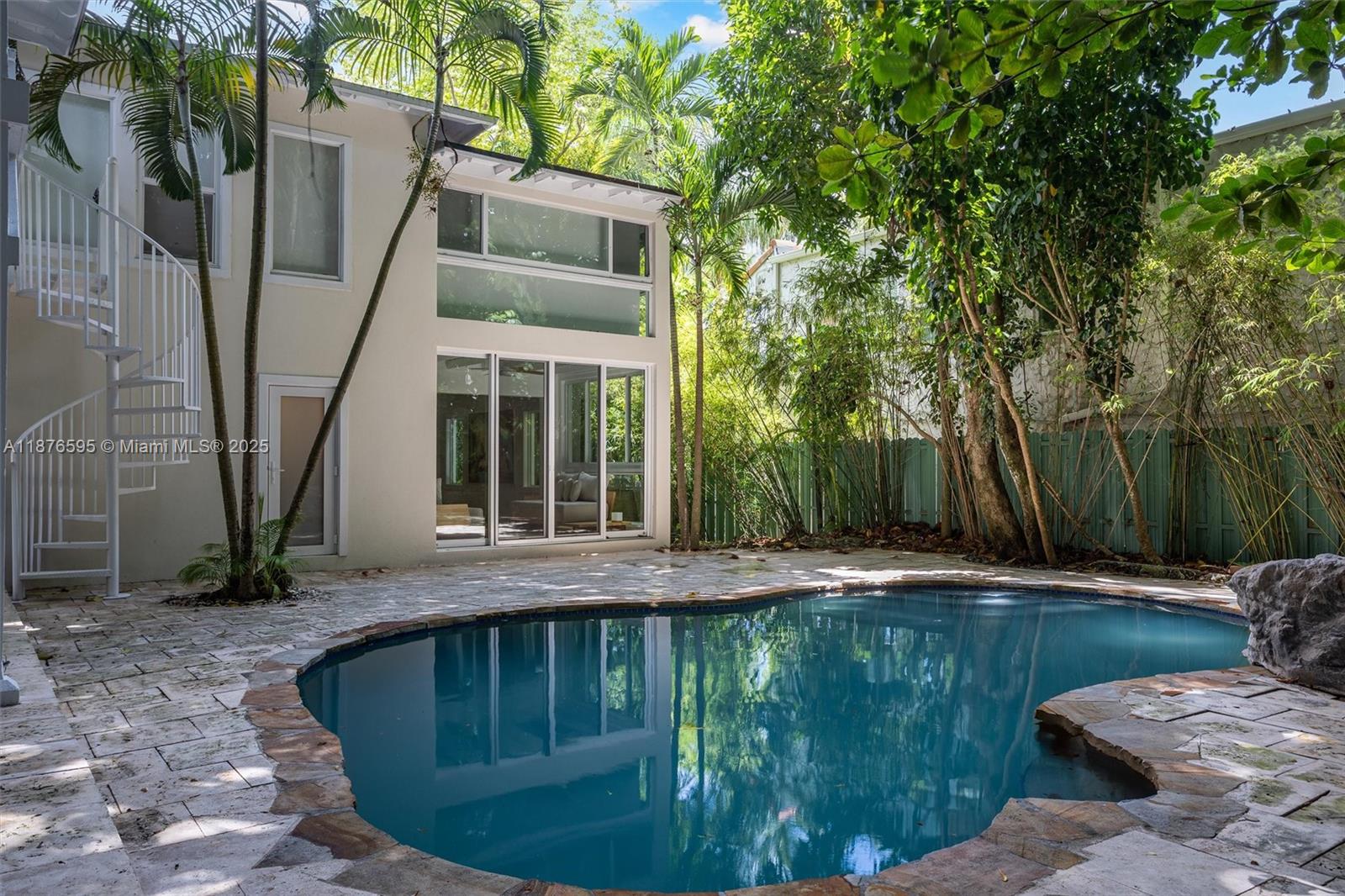 OCEAN VIEW - Residential