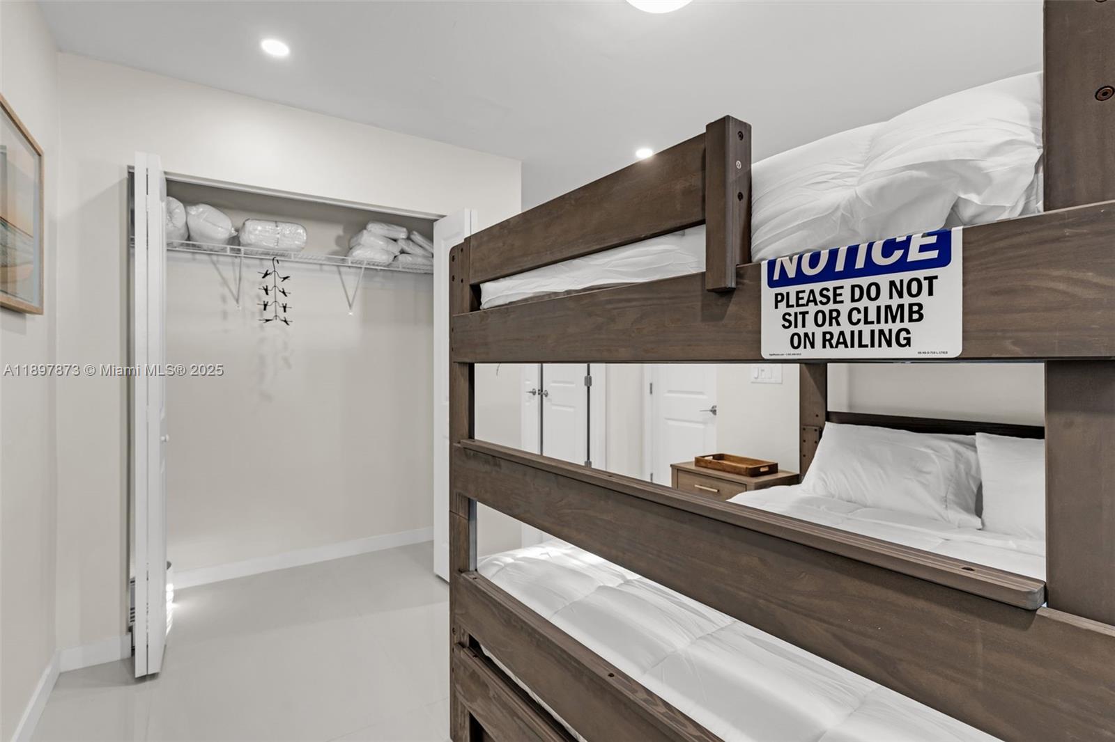 SKY VISTA 3RD ADDN - Residential Lease