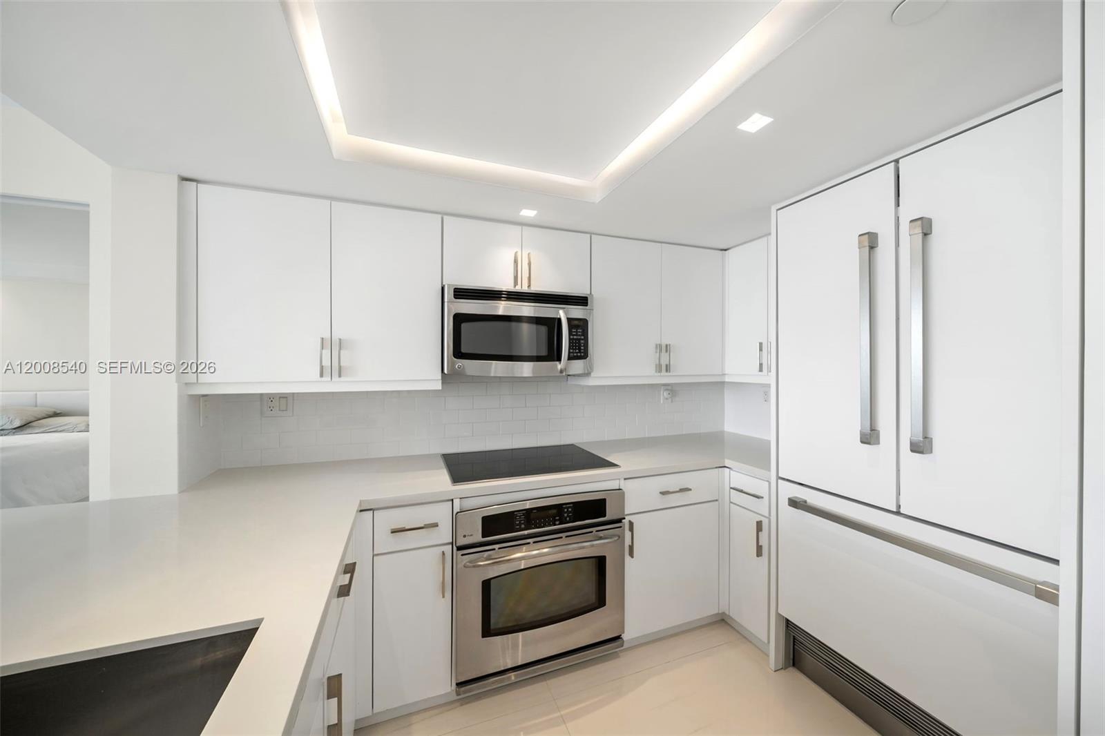 SOUTH POINTE TOWERS CONDO - Residential