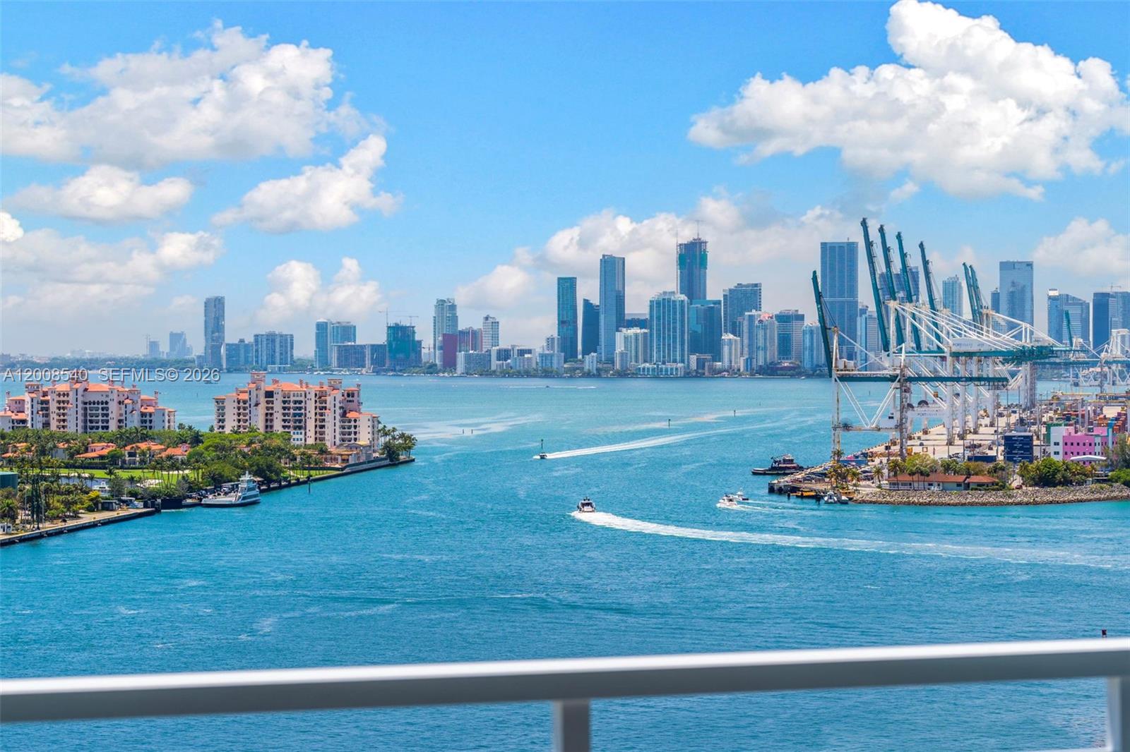 400 S Pointe Dr 2101